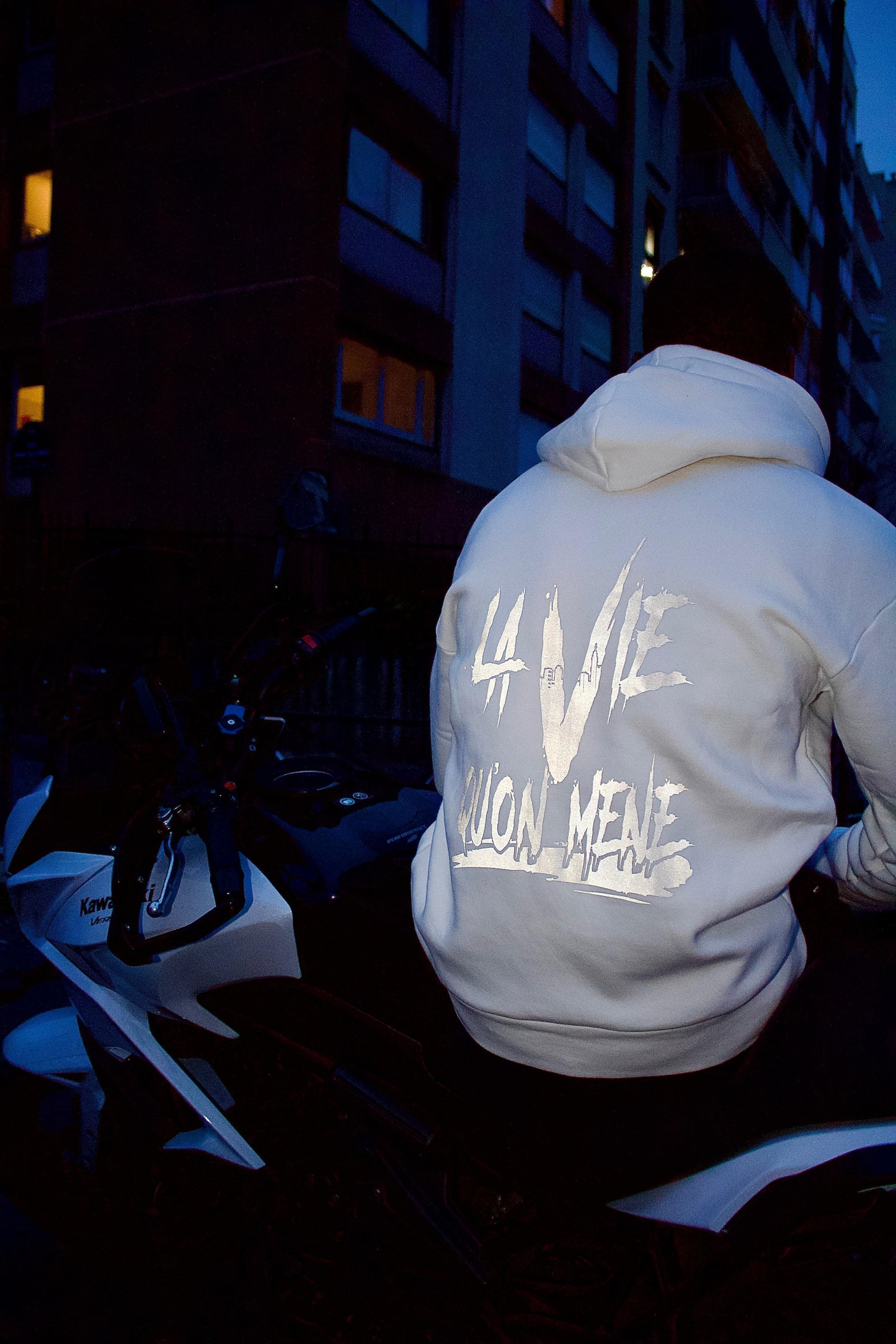 Pull LVQM — Signature Blanc